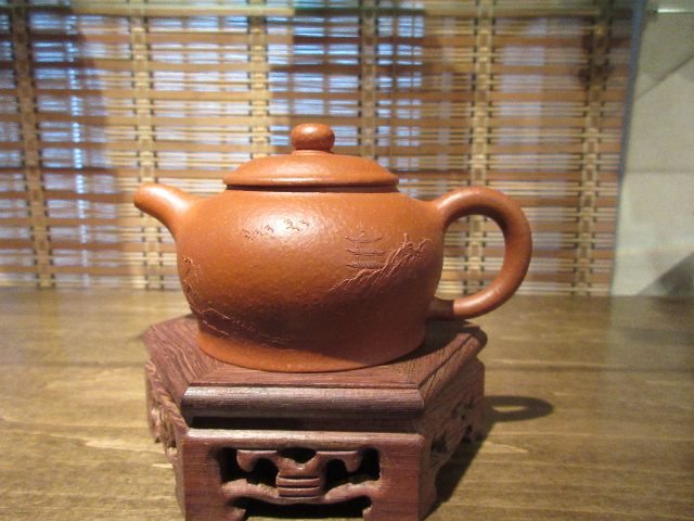 茶壺画像 ー 楊琴_b0151300_13553215.jpg