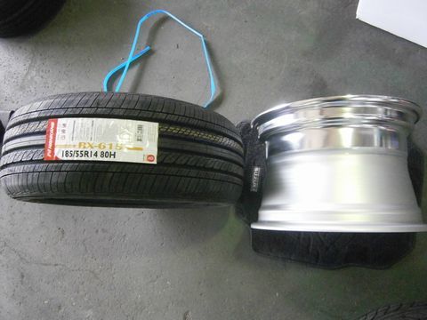 9jホイールに185タイヤを組み合わせます 道草道中