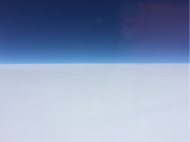 27時間2200キロ移動の行き、空路。_d0221319_12525369.jpg