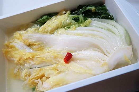 塩辛い白菜の漬物_c0134734_23510474.jpg