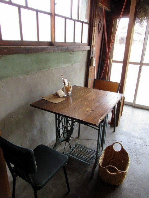 f0236260_22572627.jpg