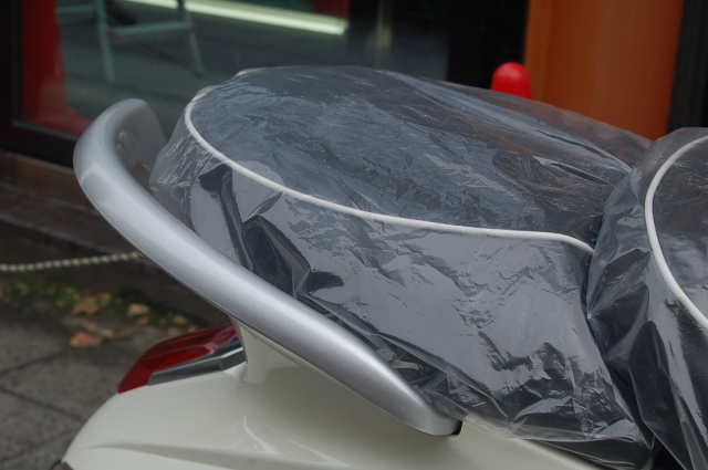 PEUGEOT ジャンゴ エバージョン_d0099181_18133129.jpg