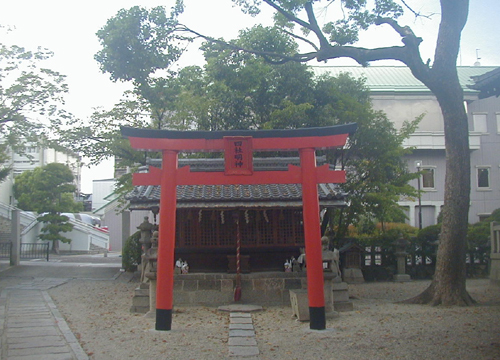 ●神社の造形―野見神社、その3_d0053294_01220183.jpg