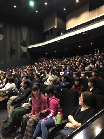上映初日_a0335202_17363142.jpg