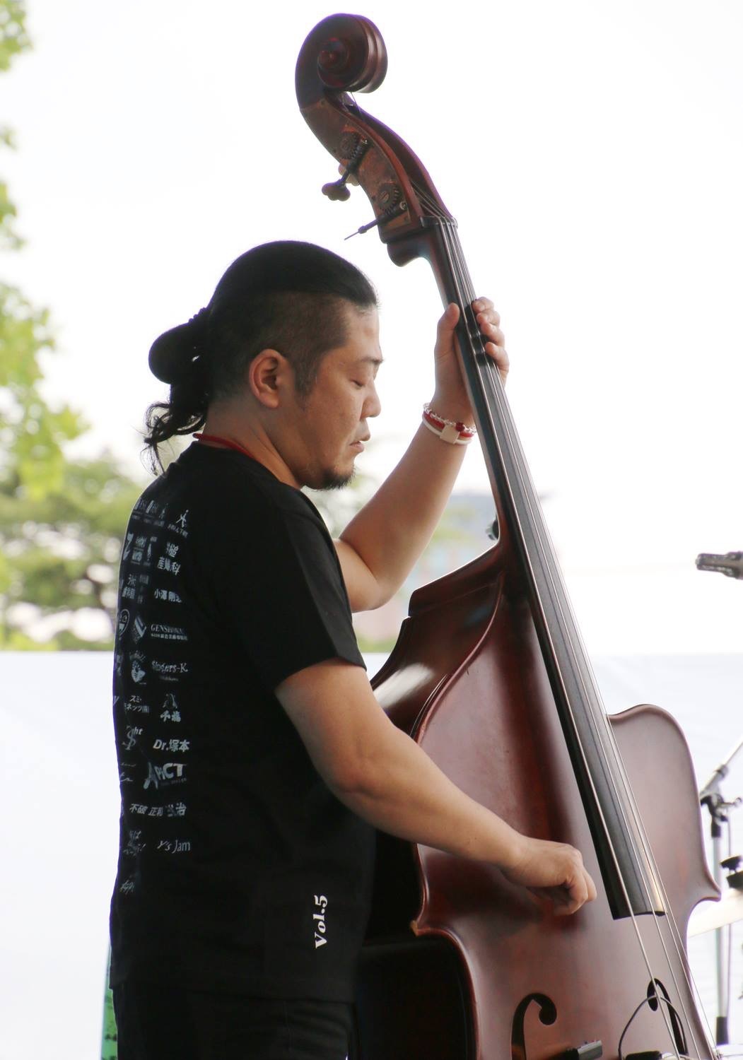広島 Jazzlive comin 本日13日のライブ_b0115606_11071982.jpeg
