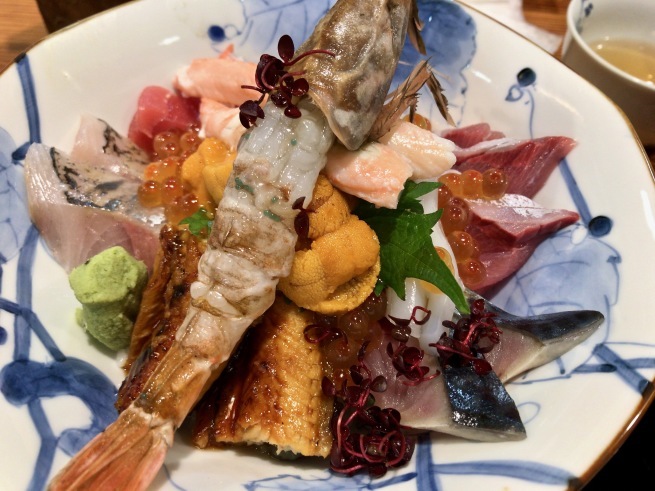 上品な海鮮丼。──「割烹 むら井」(金沢の旅 その14)_d0352022_15164330.jpg