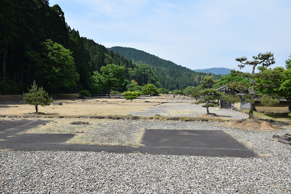 一乗谷朝倉氏遺跡を歩く。　その１　「下城戸跡～武家屋敷跡」_e0158128_18084599.jpg