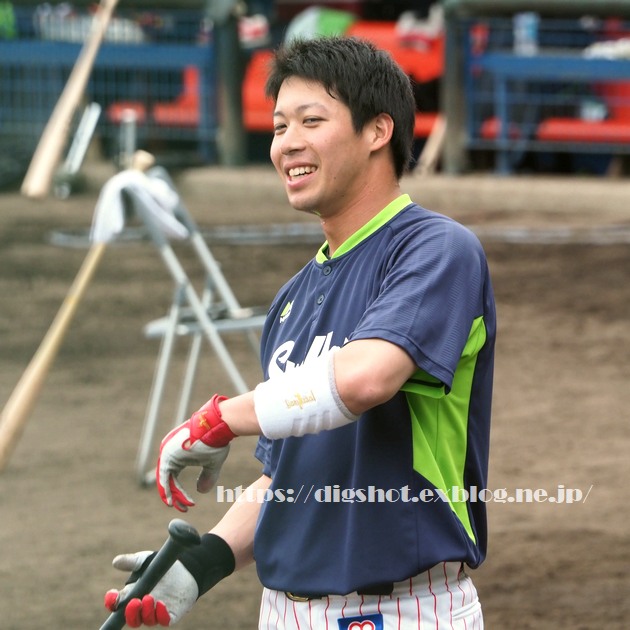 山田哲人選手2019沖縄キャンプその7(動画1)_e0222575_1622191.jpg