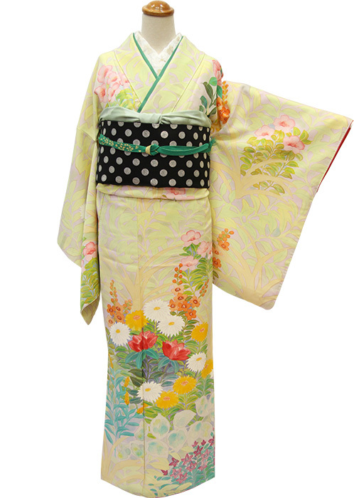 春に着たくなる、可憐な着姿イエローカラーの訪問着です。_b0098077_16135588.jpg