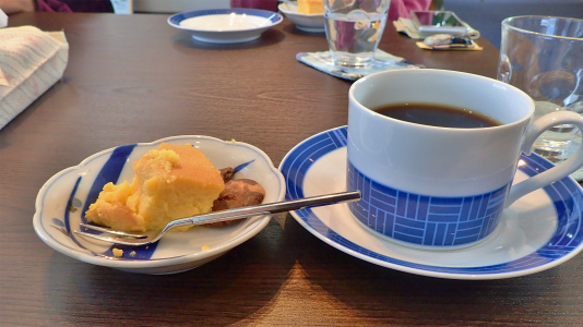 火曜は「さと花」でランチ!_c0336902_18483337.jpg