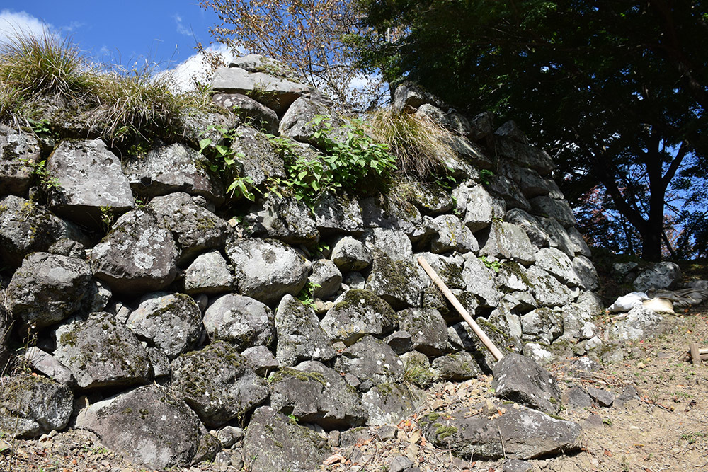 但馬八木城跡登城記 その3 ~石城本丸跡~_e0158128_19430423.jpg