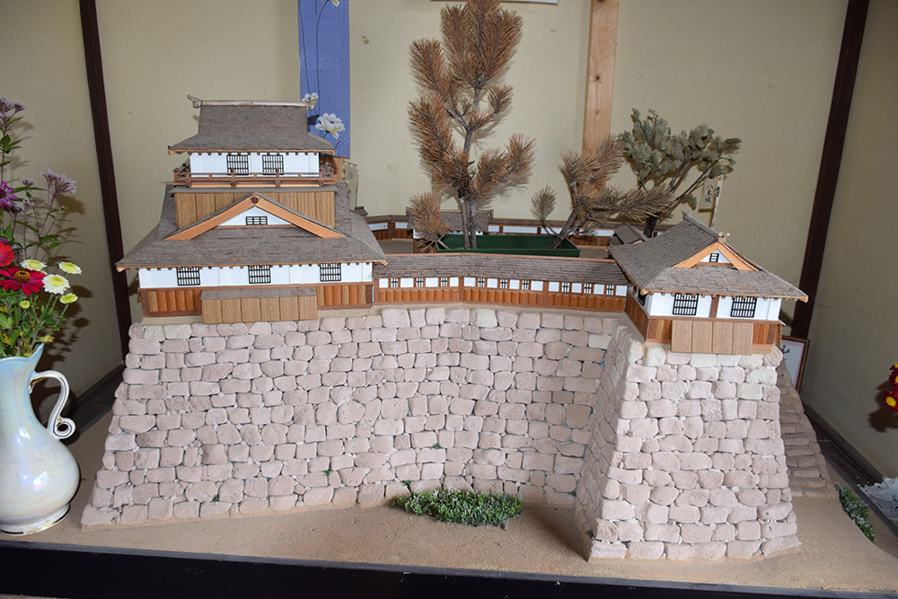 但馬八木城跡登城記 その3 ~石城本丸跡~_e0158128_20141773.jpg