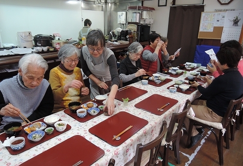 雨にも負けず風にも負けず木曜カフェ！_f0223914_16273238.jpg