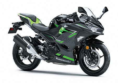 Ninja400は、なぜか真っ黒が人気・・・ですので！！SCS