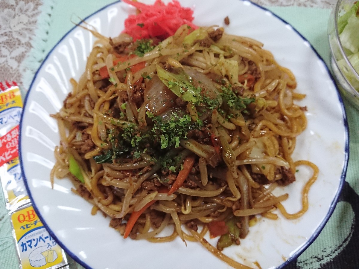 3/7夜勤明け サントリー金麦ゴールドラガー & シマダヤ 焼そば鉄板麺縁日ソース味 & ジャイアントコーン_b0042308_15043269.jpg