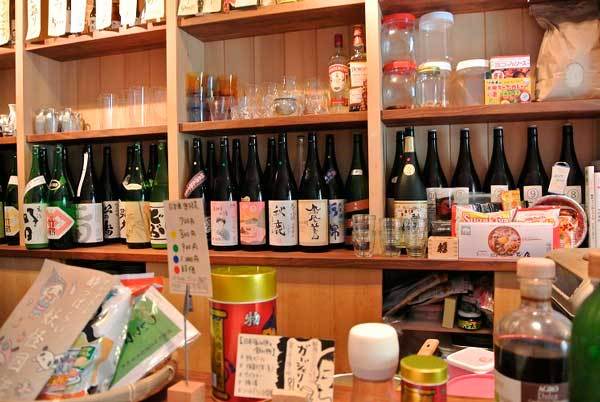 【(東京グルメ)渋谷「純米酒 三品」・・・ 若女将が切り盛りする燗酒純米酒専門居酒屋!!】_a0005436_17580712.jpg