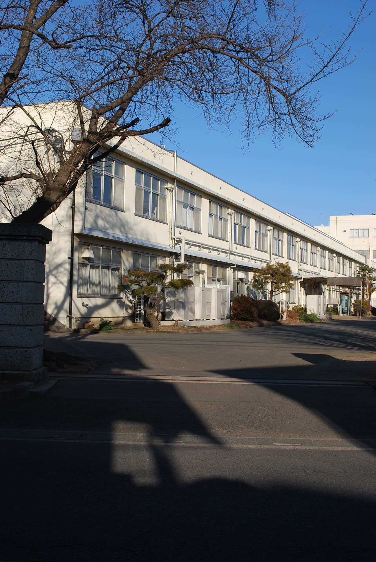 埼玉県立上尾高等学校(建築家・関根要太郎作品研究)_f0142606_08221499.jpg