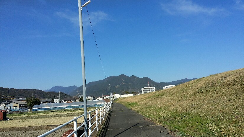 f0046854_22160387.jpg