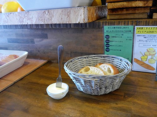 吉祥寺「Wine&Tapas Chill チル」へ行く。_f0232060_2250884.jpg