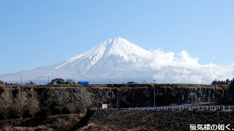 静岡県の大倉川農地防災ダムへ~ 絶景、雄大な富士山に見守られたダム ~(ダムカード1枚ゲット)_e0304702_07541360.jpg