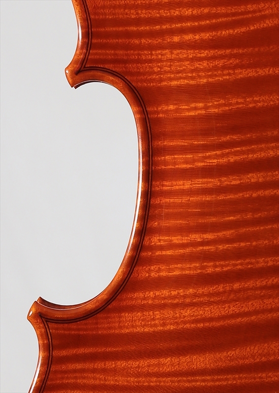 2018年　ヴァイオリン　ストラディバリ1705年モデル　トリエンナーレ参加楽器_a0197551_04062228.jpg