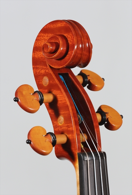 2018年　ヴァイオリン　ストラディバリ1705年モデル　トリエンナーレ参加楽器_a0197551_04084159.jpg