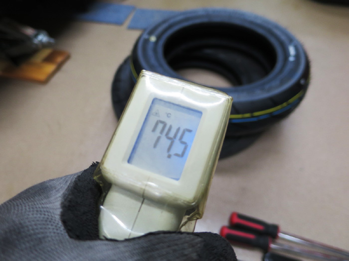 続】アドレスV125 タイヤ交換 TT93GPとHOOPのインプレ : zesta E style