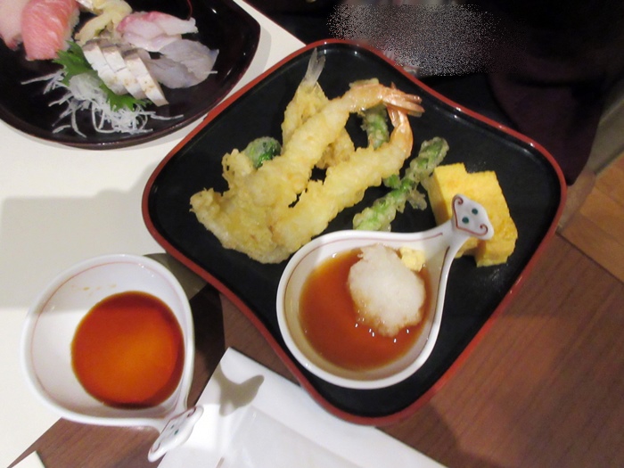 ブッフェレストラン「炎の香」で海鮮食べ放題【焼津グランドホテル】_b0009849_1656416.jpg