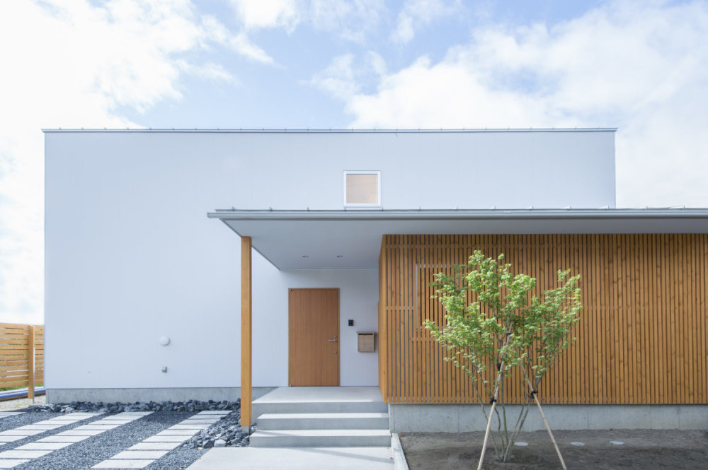 一般的な天井の高さとは? 奈良三郷町の家_b0349892_20253435.jpg