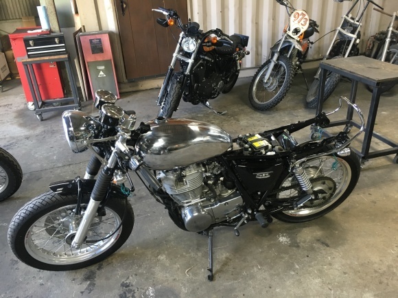 SR400 インジェクション カスタム : CUSTOM REPORT