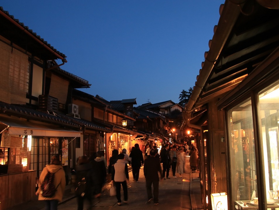 花灯路! 四条河原町_d0202264_101794.jpg