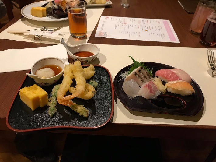 ブッフェレストラン「炎の香」で海鮮食べ放題【焼津グランドホテル】_b0009849_18423061.jpeg