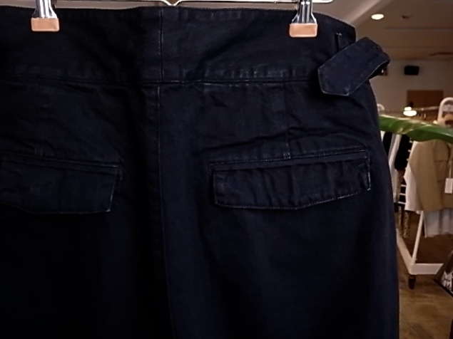 JUHA　DENIM GURKHA PANTS_d0269455_09102754.jpeg