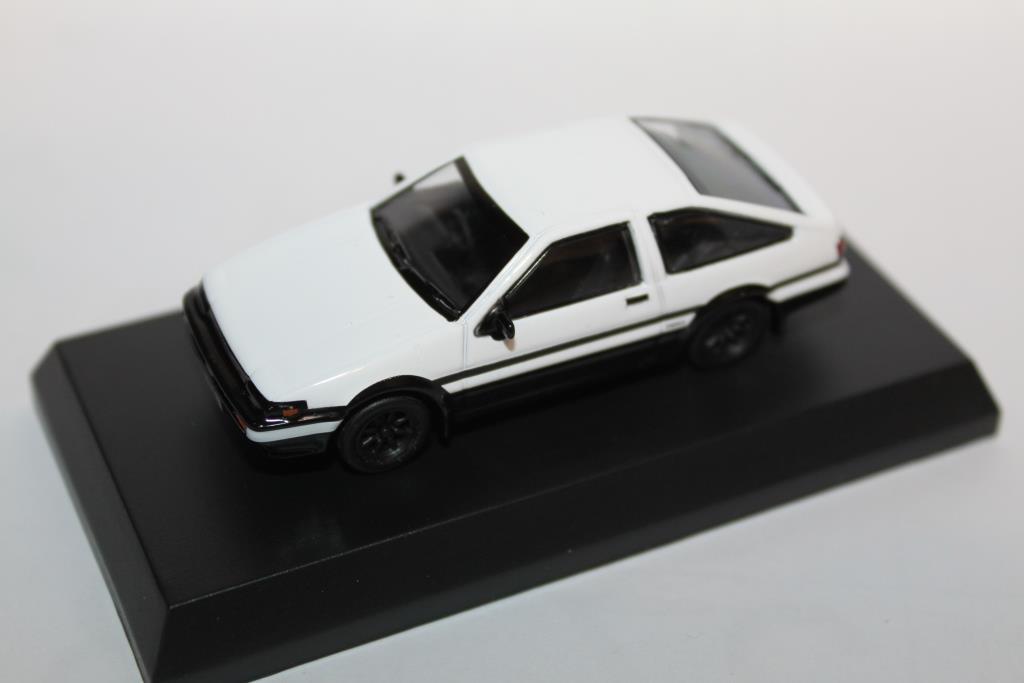 1/64 Kyosho Initial D Legend 2 -闘走-TOYOTA SPRINTER TRUENO (AE86) _b0285587_06442487.jpg