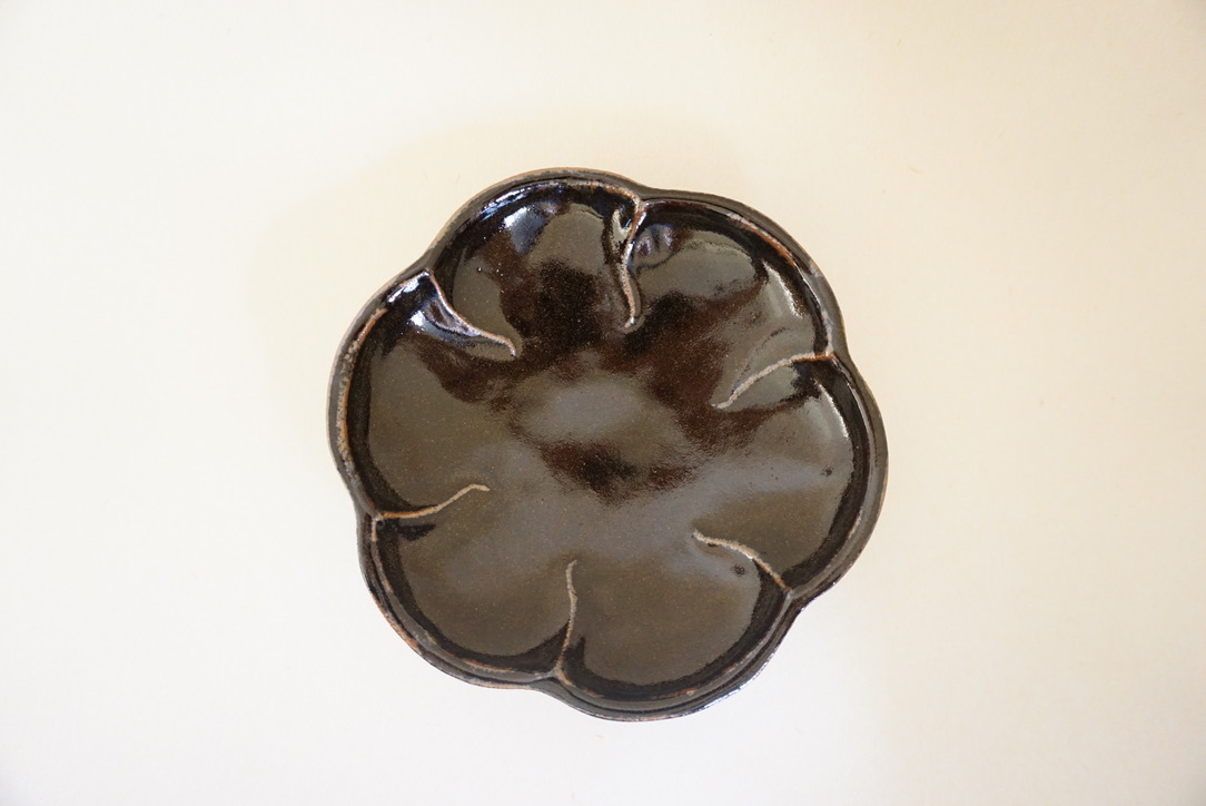菅野一美陶展　明日からです(会期3/20~25)_b0132442_16110006.jpg