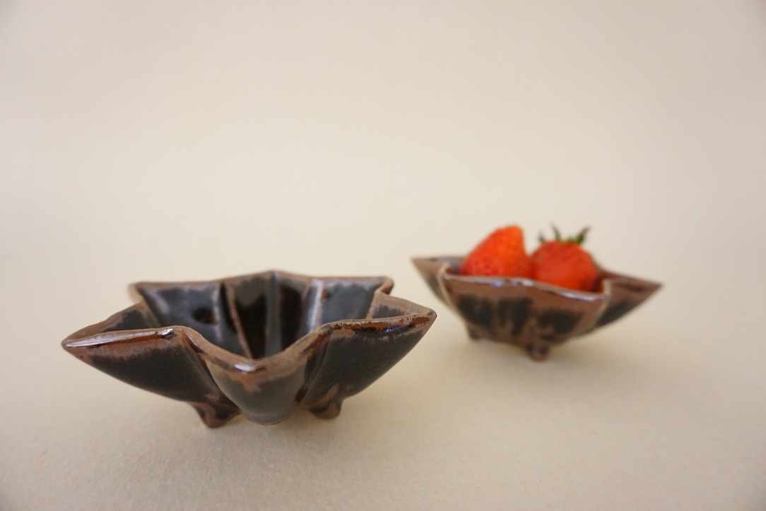 菅野一美陶展 明日からです(会期3/20~25)_b0132442_16273418.jpg