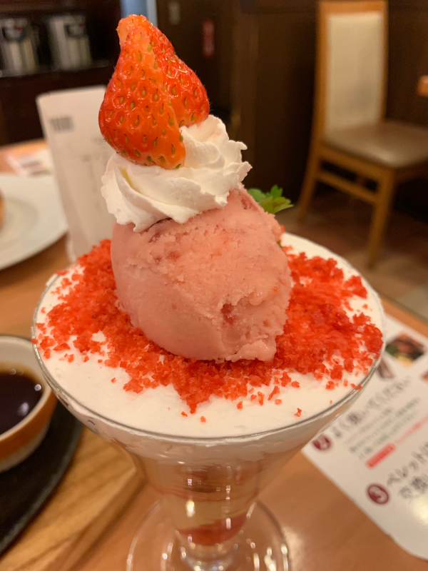 ココスで軽食_a0359239_15561482.jpg