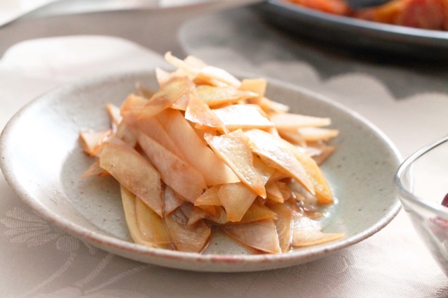 牛すじ大根煮_d0377645_22504905.jpg