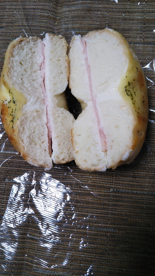 ポムミエル ベーグルムッシュ_f0076001_22323437.jpg