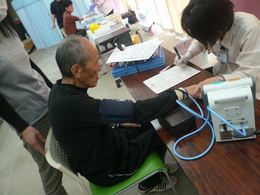 3/20 健康診断_a0154110_11172595.jpg
