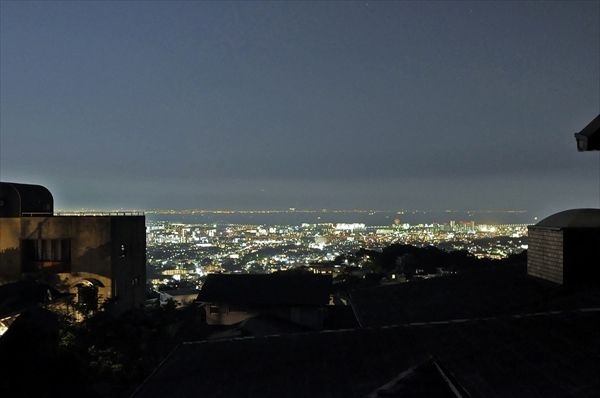岡原翔 テイクオフ 1980年代の甲陽園目神山からの夜景 阪急 阪神沿線文学散歩
