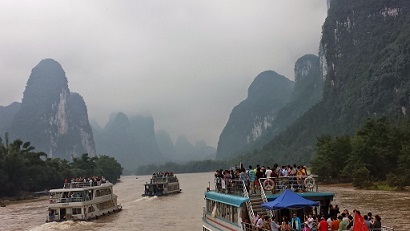 f0371014_06463902.jpg