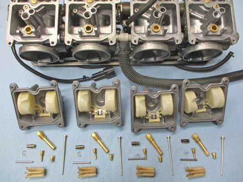 みっちゃん号 ZRX1200Rの車検整備でキャブレターを みっちゃん号 ZRX1200Rの車検整備でキャブレターを