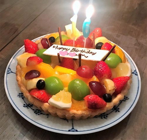 キルフェボンの誕生日ケーキ と ウンベラータ おだやかなとき