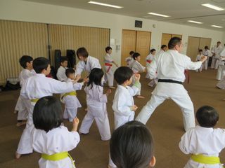 日曜空手　屯田教室_c0118332_13555495.jpg