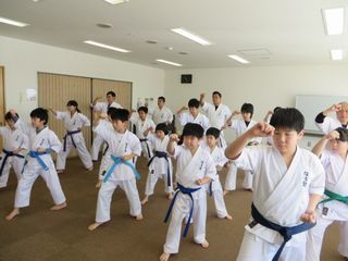 日曜空手　屯田教室_c0118332_13560005.jpg