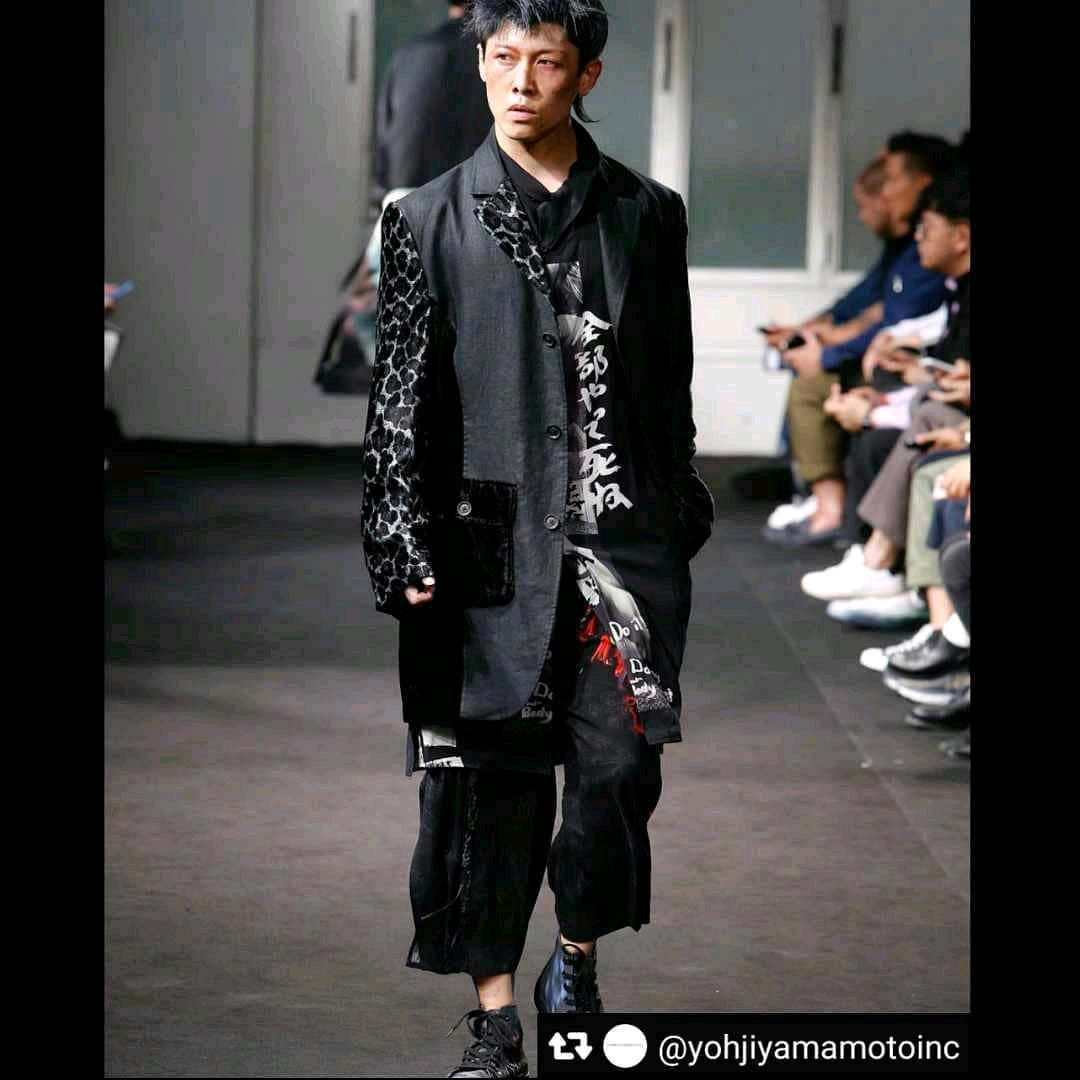 服飾図案家「 林 史己 / 林 大史 」制作図案 採用の「 Yohji Yamamoto POUR HOMME 2019.SS.PARIS COLLECTION 」_d0333947_21531101.jpg