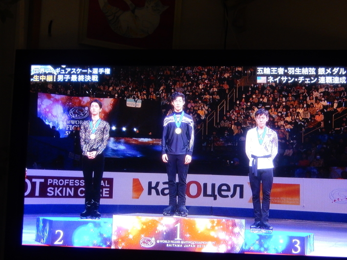 ’19,3,24(日)羽生結弦君、銀メダルお疲れ様!_f0060461_10344563.jpg