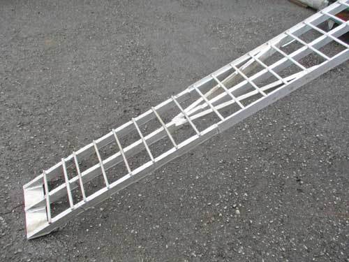 K西サンのアルミラダーレールを延長加工からのショート加工が