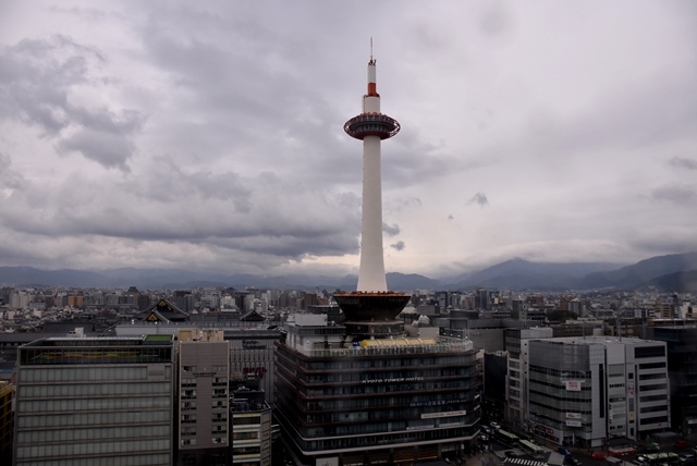 f0361605_22045625.jpg